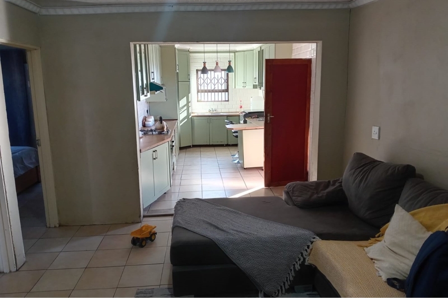 2 Bedroom Property for Sale in Kutlwanong Northern Cape
